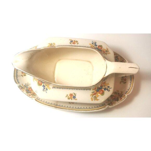 Sauce Boat and Plate Vintage Early 1930s John Maddock and Sons Ltd. Ivory Ware - Picture 3 of 10